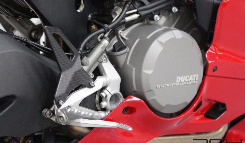 Ducati SuperBike 899 Panigale full