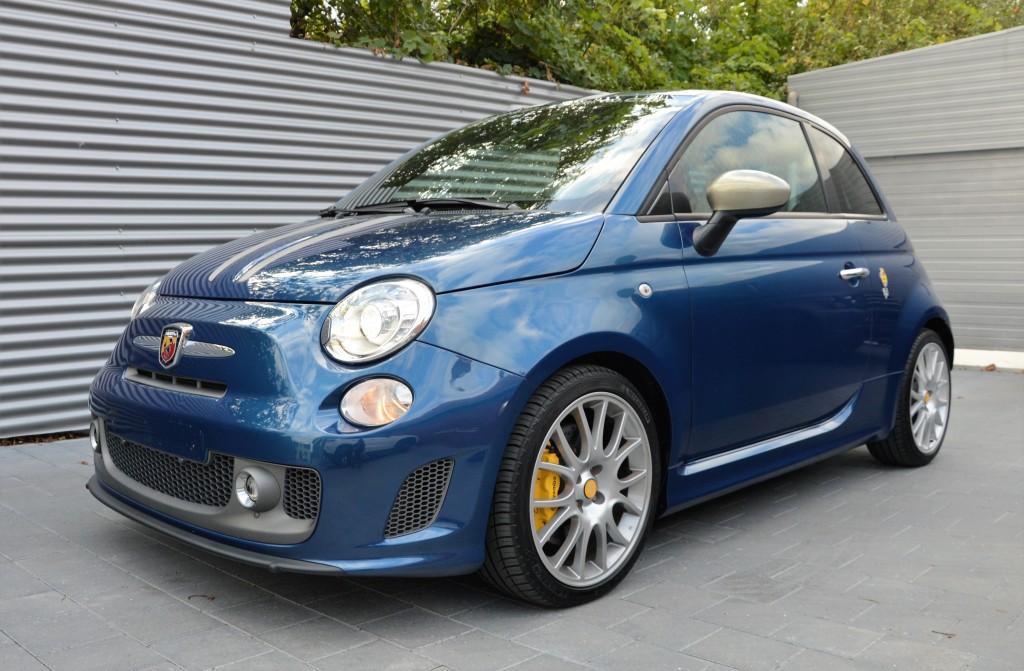 Abarth 695 tributo ferrari