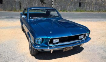 Ford Mustang coupe GT full