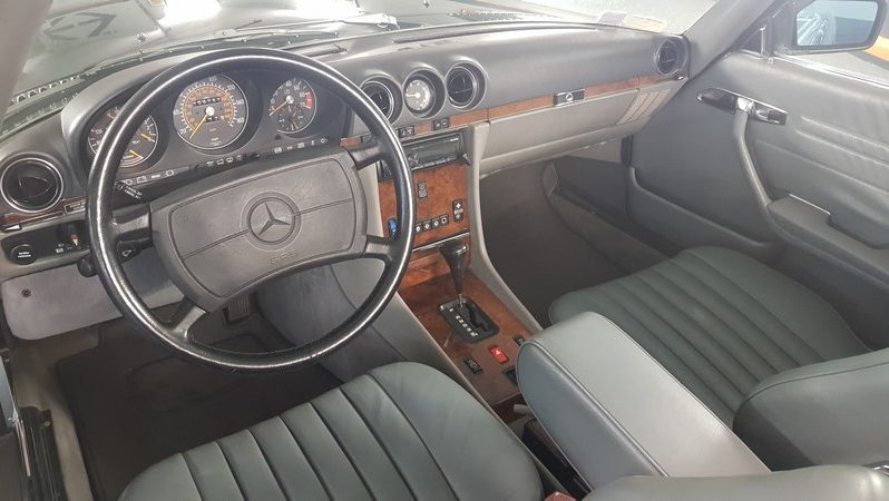 Mercedes Benz SL 560 full