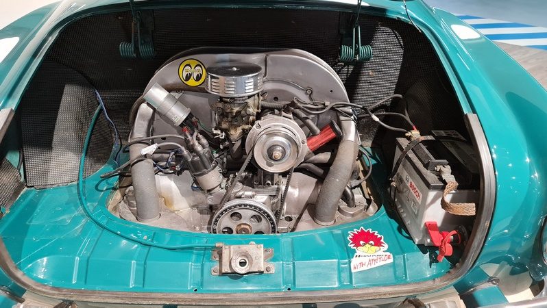 Volkswagen Karmann Ghia full