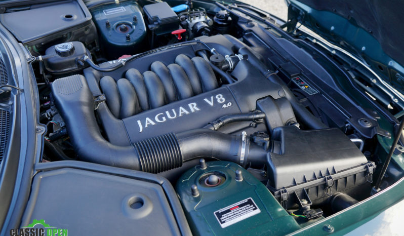 Jaguar XK8 Coupe full