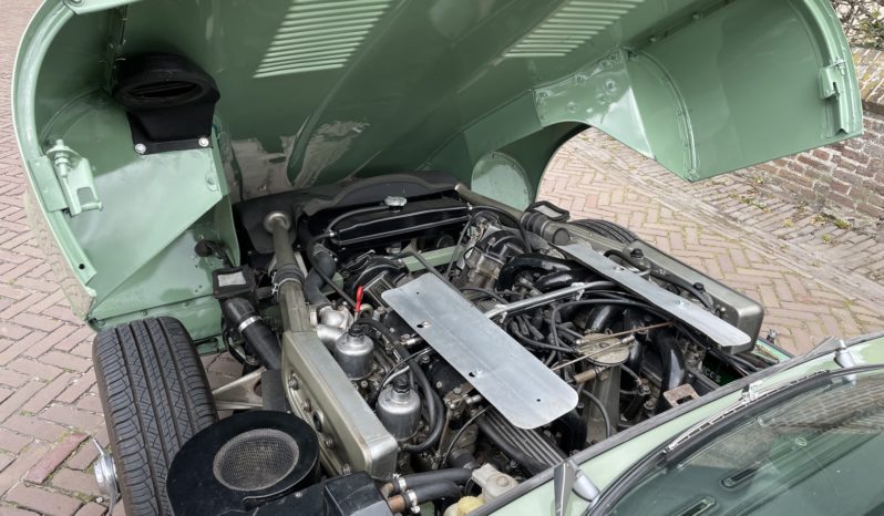 Jaguar E-type Cabriolet full